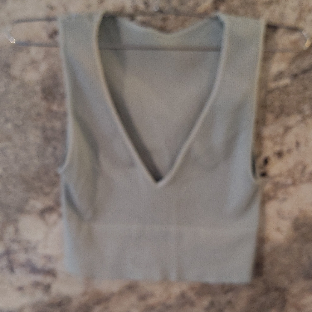 Ribbed V Neck Top